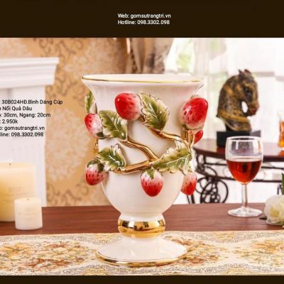 BÌNH DÁNG CÚP ĐẮP NỔI QUẢ DÂU